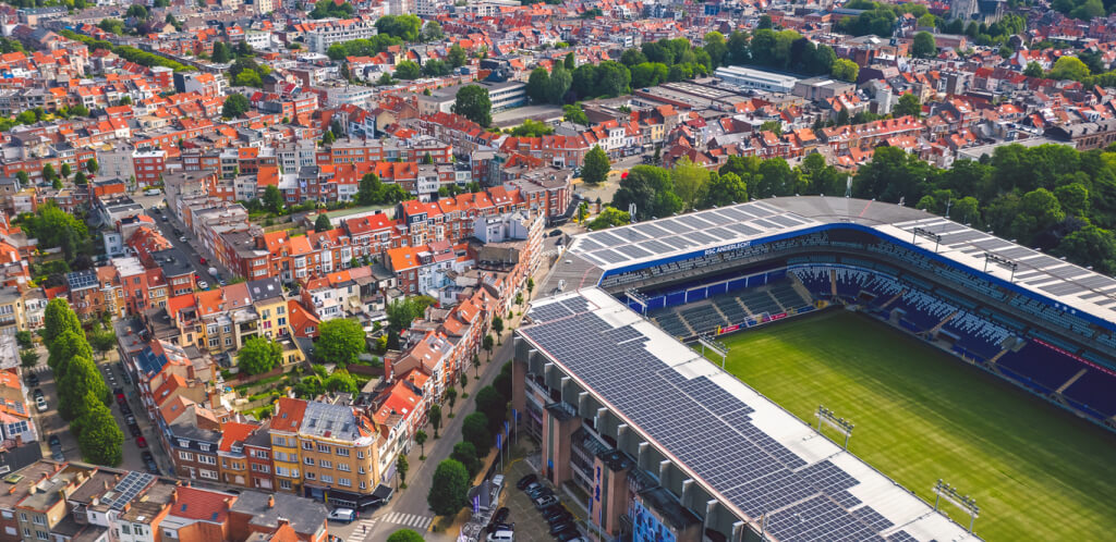 RSC Anderlecht Has a 21K seater stadium while, RSC Anderlecht Futures has a  50K seater stadium. - [Belgium] Data Issues - Sports Interactive Community